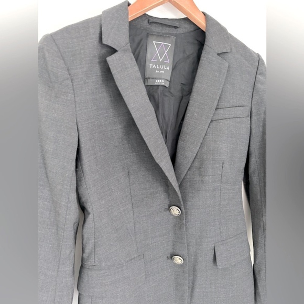 ARITZIA TALULA Grey Blazer | Size 0 - Picture 4 of 5